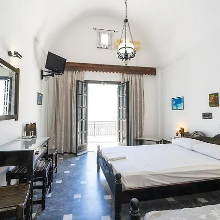 Koralli 3* Kamari (Santorini)