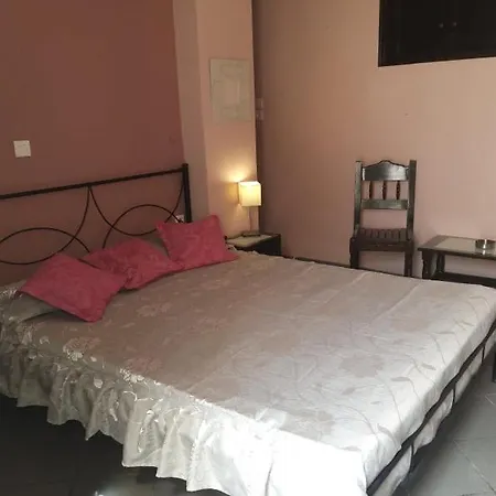Koralli 3* Kamari (Santorini)