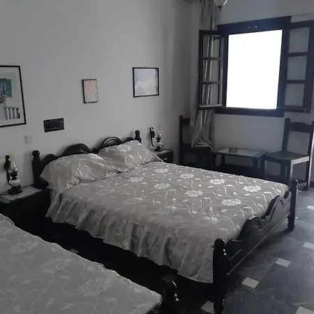 Koralli 3* Kamari (Santorini)