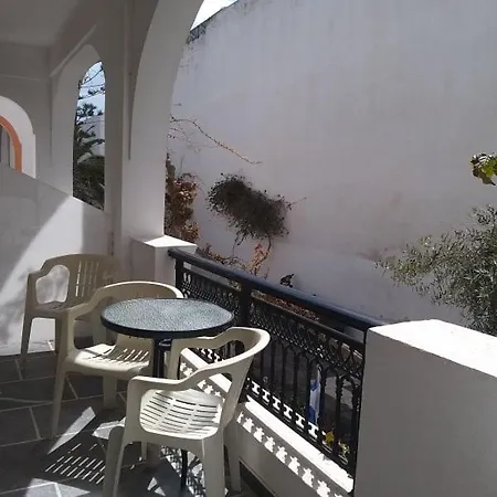 Koralli 3* Kamari (Santorini)