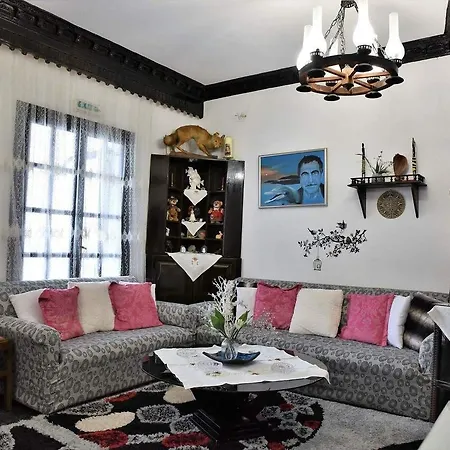 Hotel Koralli Kamari (Santorini)